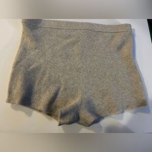 NAADAM Beige Cashmere Blend Ribbed seamless  boy shorts - size M